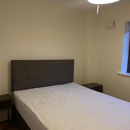 Private Room In A New Shared Apartment メイヌース エクステリア 写真