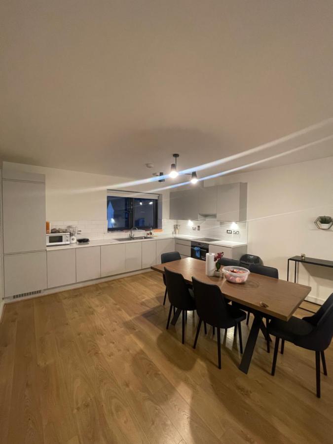 Private Room In A New Shared Apartment メイヌース エクステリア 写真